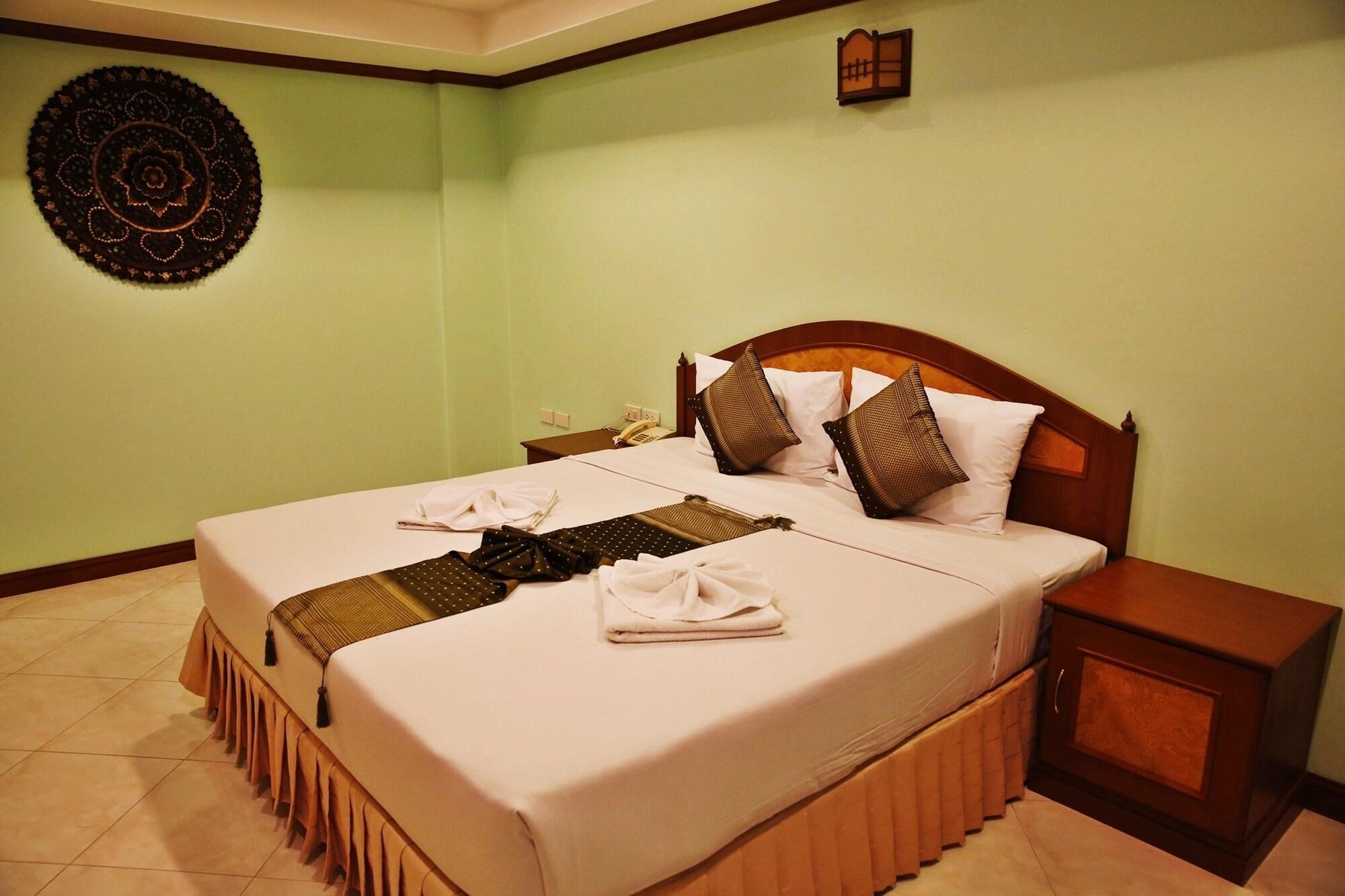 Baan Ss Karon Hotel Екстериор снимка